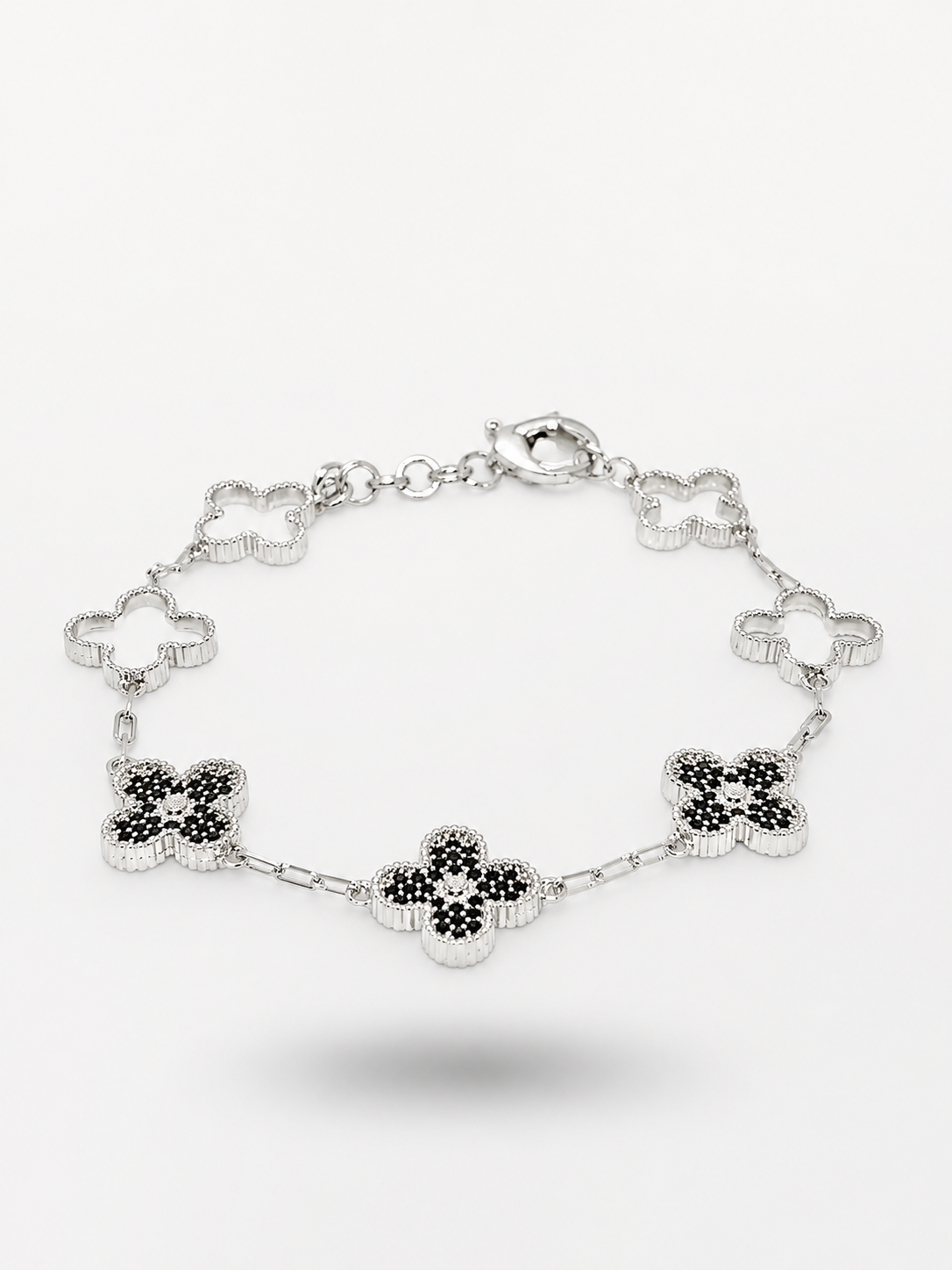 Pulseira Black Clover